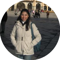 Gabriela Hernández Deciderio es Doctora en Lógica y Filosofía de la Ciencia por la Universidad de Salamanca. Ejerce, desde 1996, como profesora, impartiendo las asignaturas de “Lógica” y “Ética”, en la Escuela Nacional Preparatoria y, desde 2005, en el Colegio de Filosofía de la Facultad de Filosofía y Letras impartiendo las asignaturas de "Axiomatización y Metalógica" y "Problemas de Lógica", ambas instituciones pertenecientes a la UNAM. Su labor de investigación se centra en los proyectos sobre “Lógicas no clásicas”, “Formalización del lenguaje ordinario”, “Argumentación” y “Didáctica de la Lógica y de la Argumentación”.